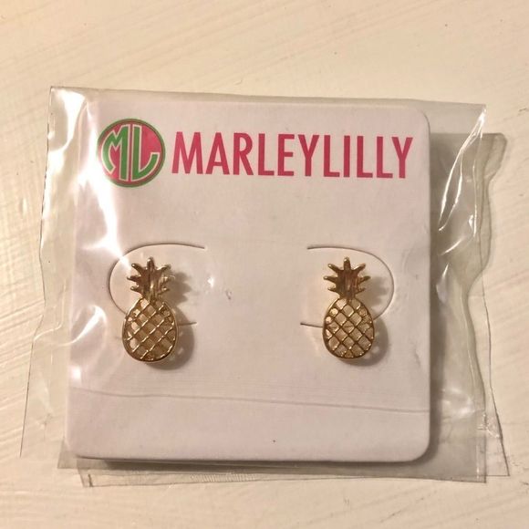 Pineapple Stud Earrings - Picture 4 of 4